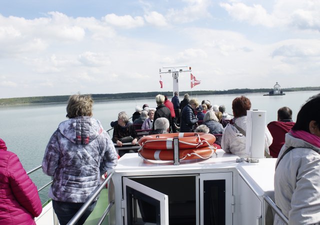 Schnell auf das Oberdeck, die Sonne scheint