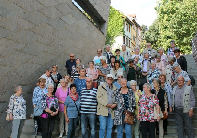 … die Gruppenfotos nach der Ankunft am Reiseziel